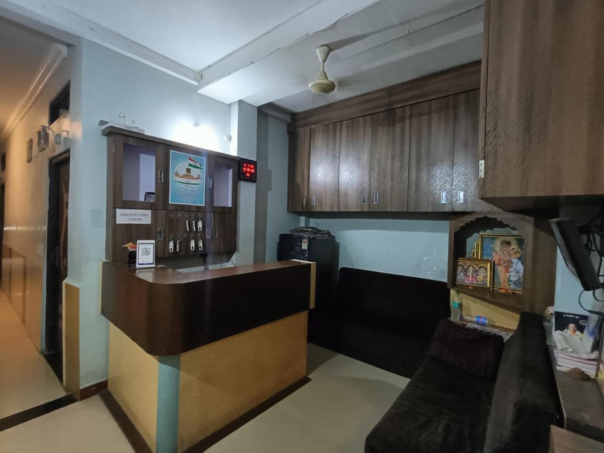 Hotel Chaitanya Maheshwar Экстерьер фото