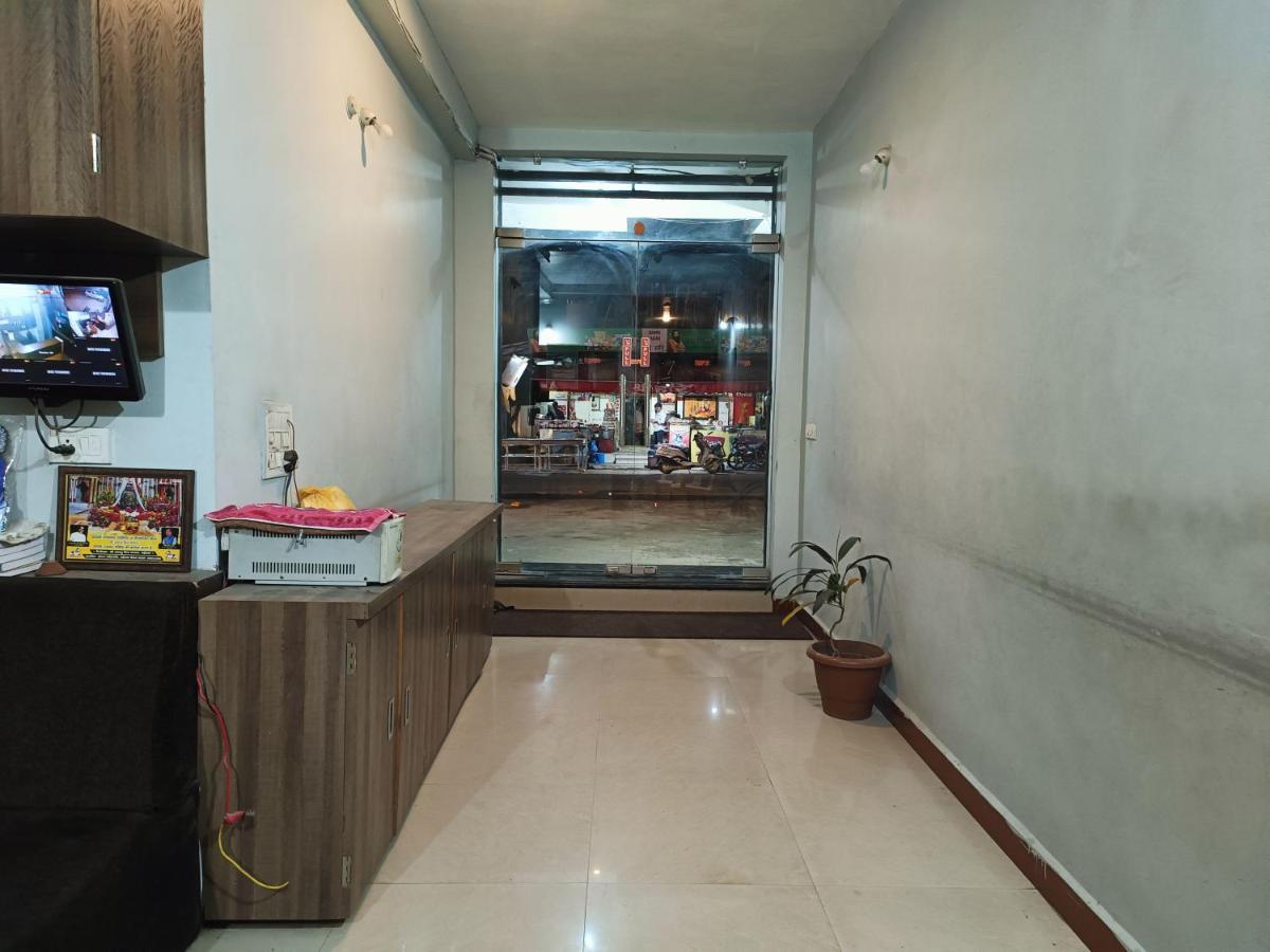 Hotel Chaitanya Maheshwar Экстерьер фото